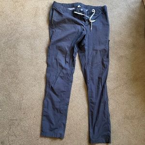 Vuori pants XL
